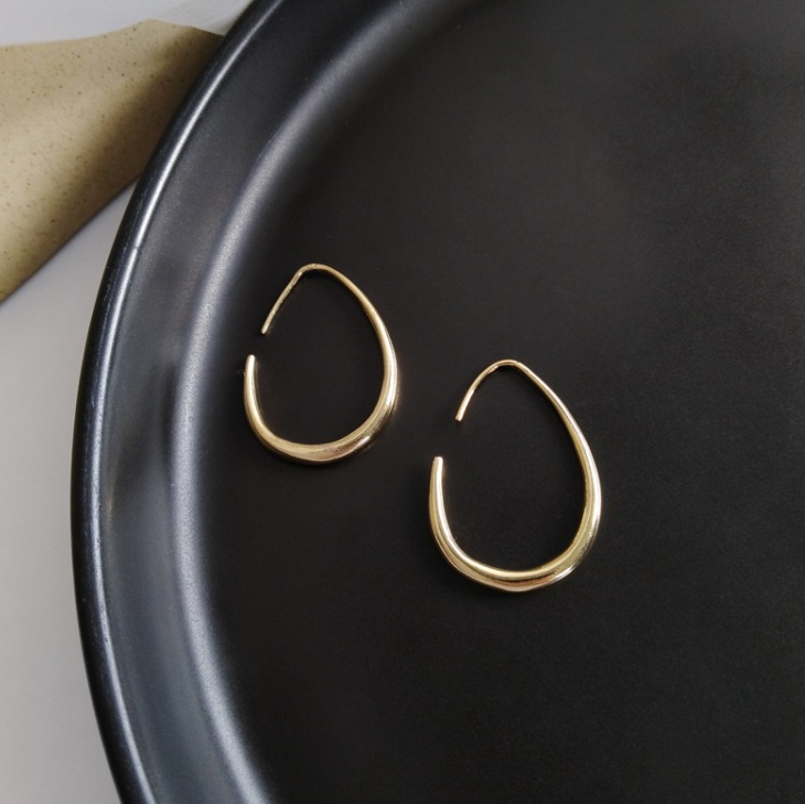 Oval Earrings – Stylish Gifts — 1