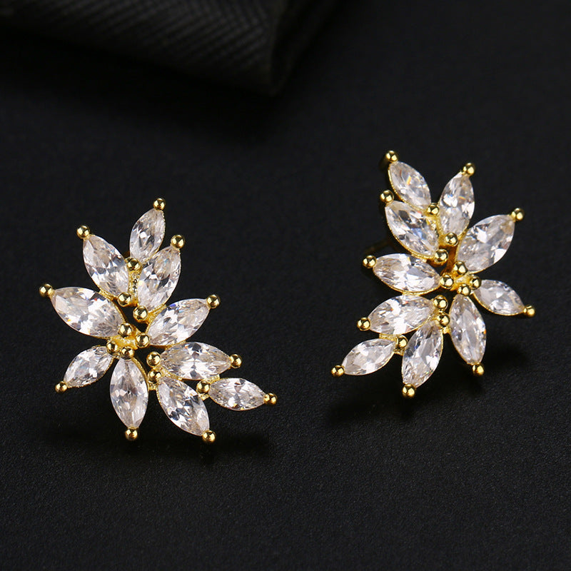 Korean Simple And Exquisite Small Marquise Earrings – Surprise Gifts — 1