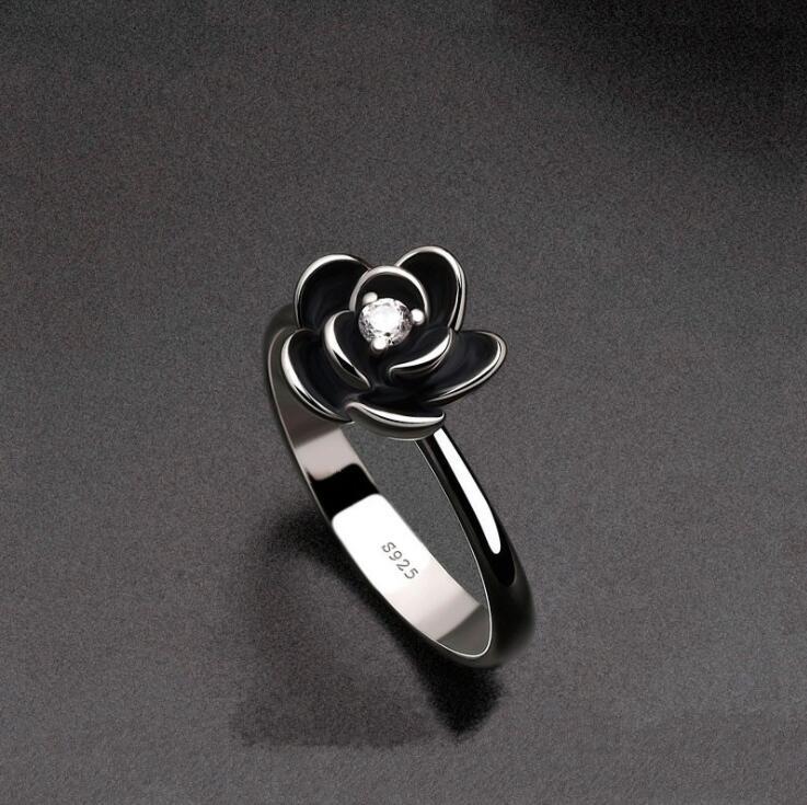 Black rose ring – Practical Gifts — 1