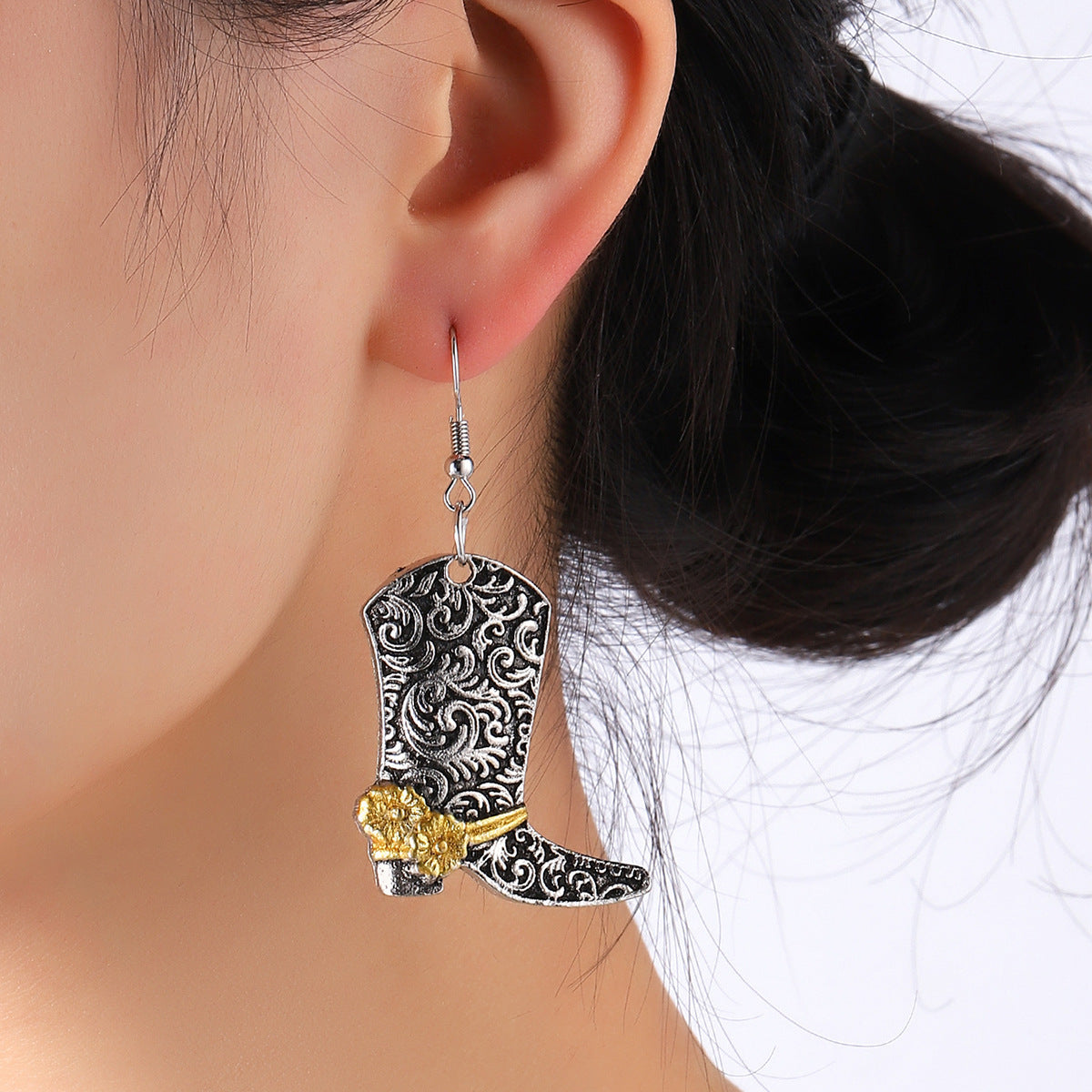 Personalized Retro Western Rose Boots Metal Alloy – Meaningful Gifts — 1