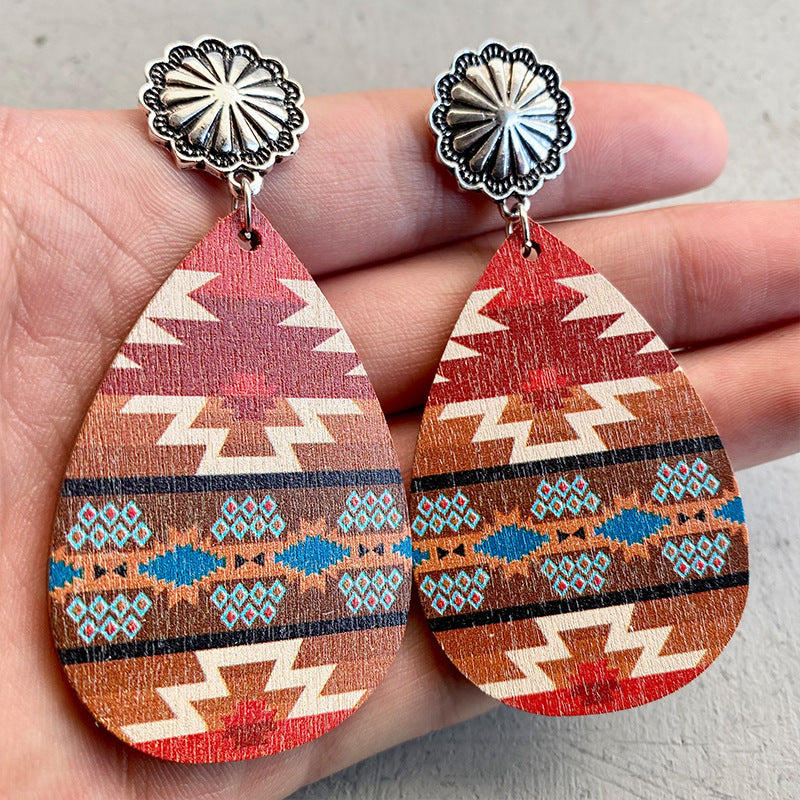 Women's Fashion Retro Geometric Wooden Earrings – Stylish Gifts — 1
