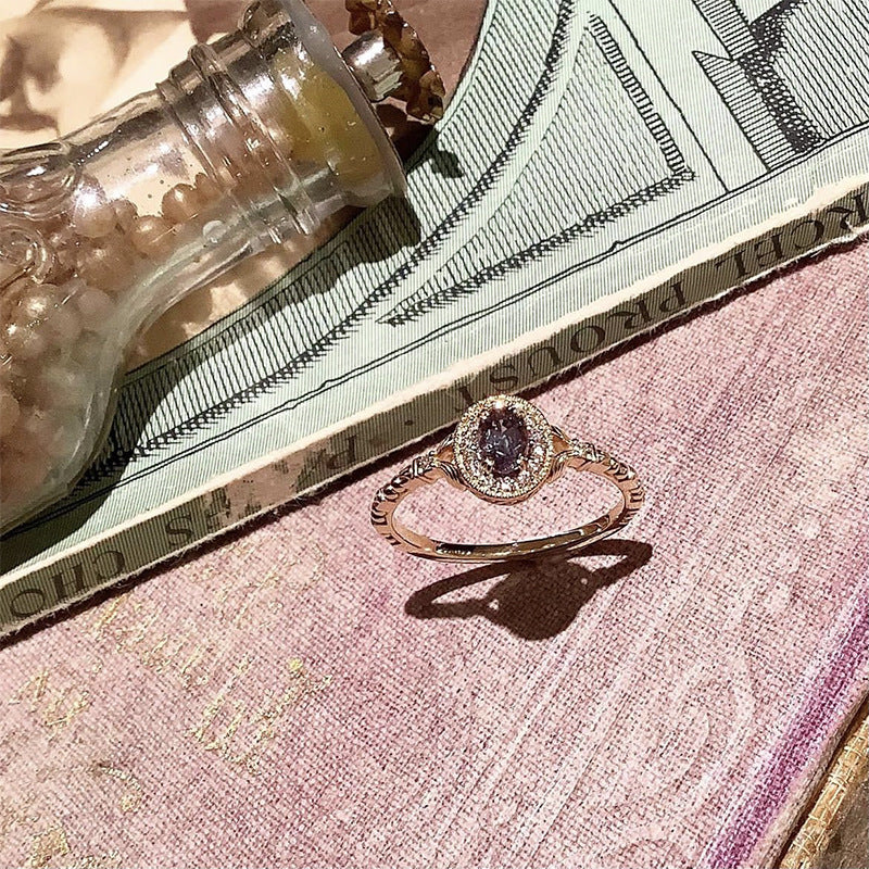 Alexander Color Changing Gem Vintage Ring – Meaningful Gifts — 1