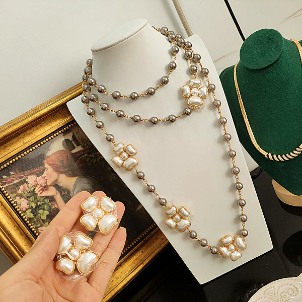 White Flower Pendant Long Necklace And Earrings – Jewelry Gift Ideas — 1
