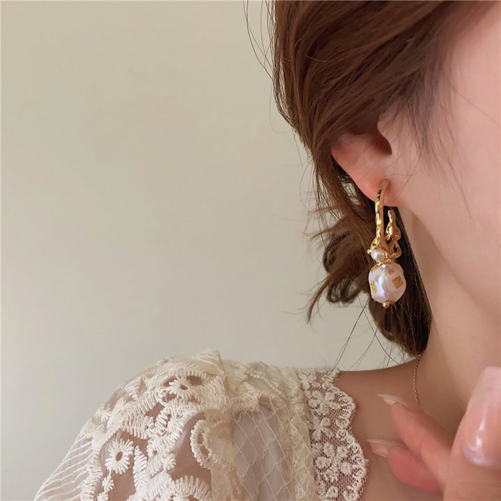 Women's Pearl Pendant C Earrings – Jewelry Gift Ideas — 1