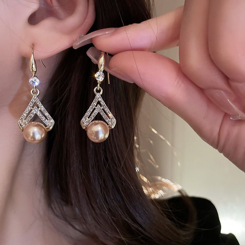 Fashion All-match Water Drop Pearl Earrings – Stylish Gifts — 1