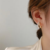 Small Fragrance Design Feeling Pearl Earring – Jewelry Gift Ideas — 5