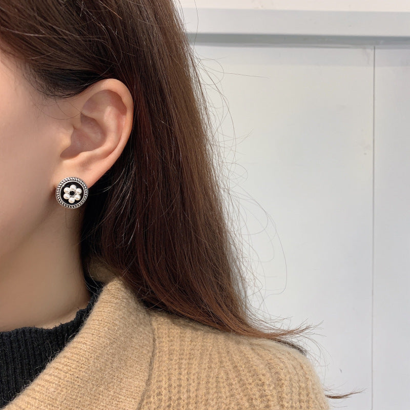 Simple And Versatile Temperament Earrings – Thoughtful Gifts — 1