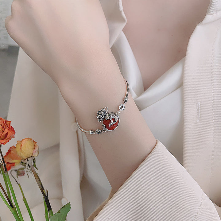 Design Antique Style Temperamental Bracelet Female – Stylish Gifts — 1