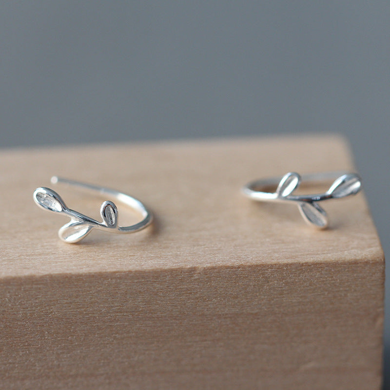 S925 Silver Leaf Stud Earrings – Thoughtful Gifts — 1