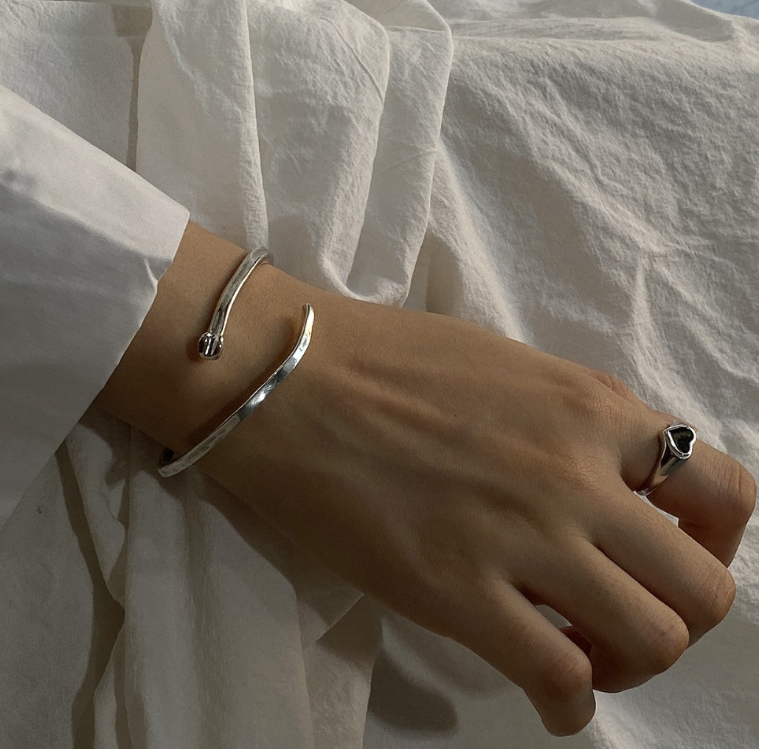 Simple plain silver bracelet – Jewelry Gift Ideas — 1