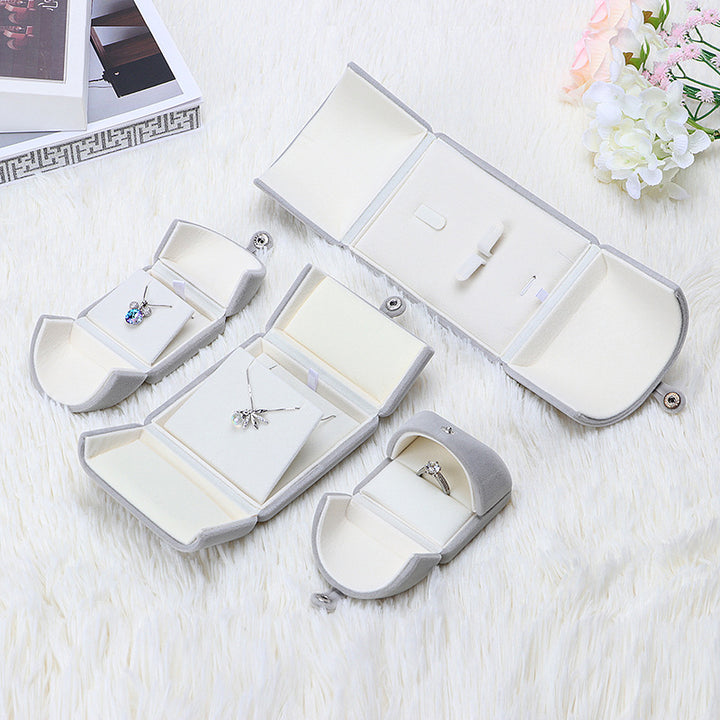 Flannelette Box Jewelry Pendant Necklace Box – Jewelry Gift Ideas — 1