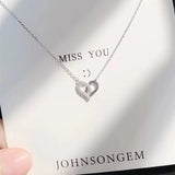 Heart-shaped Necklace Inlaid With a Hollow Simple – Jewelry Gift Ideas — 1
