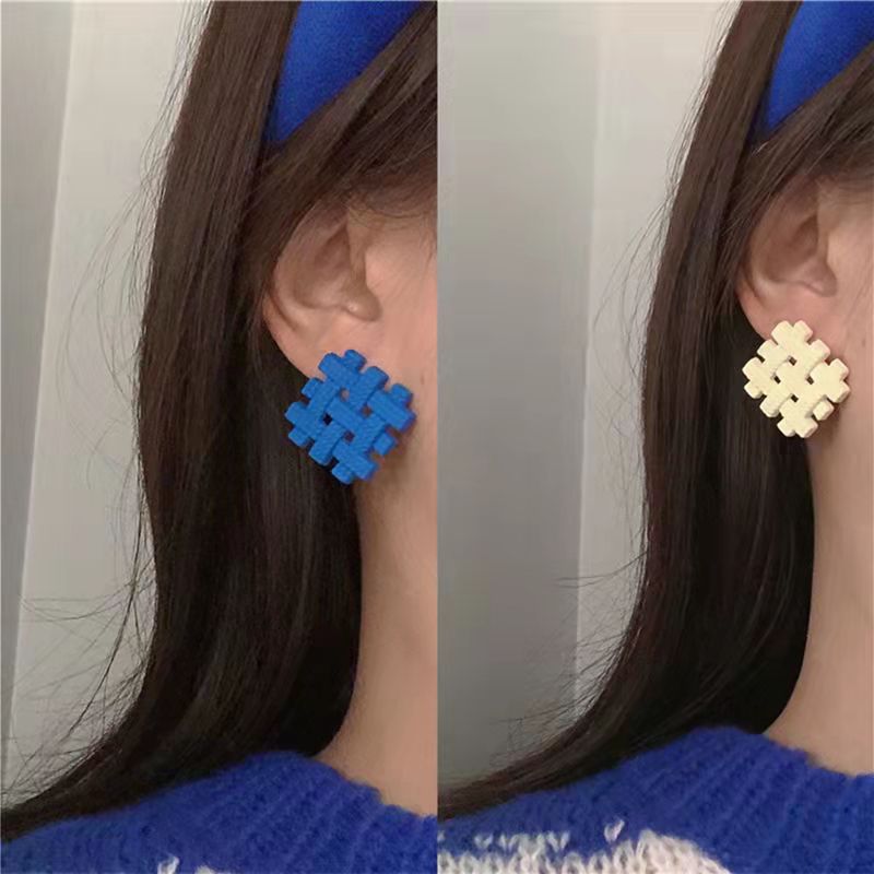 Women's Braided Square Design Stud Earrings – Gifts for Her — 1
