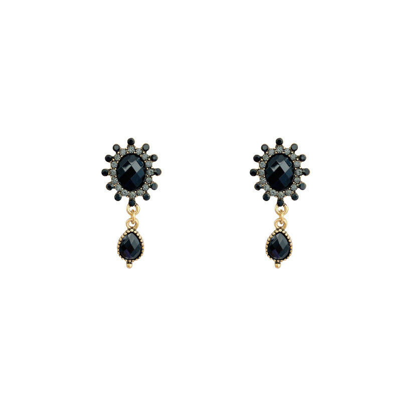 European and American Fashion Earrings Net Celebrity – Stylish Gifts — 1