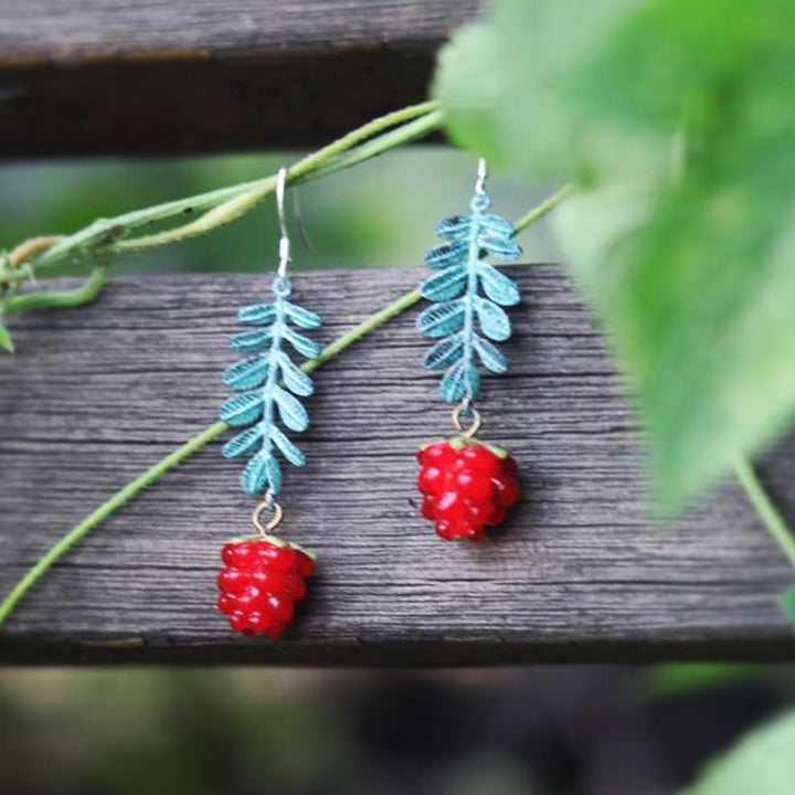Raspberry Dark Style Two-dimensional Earrings – Stylish Gifts — 1
