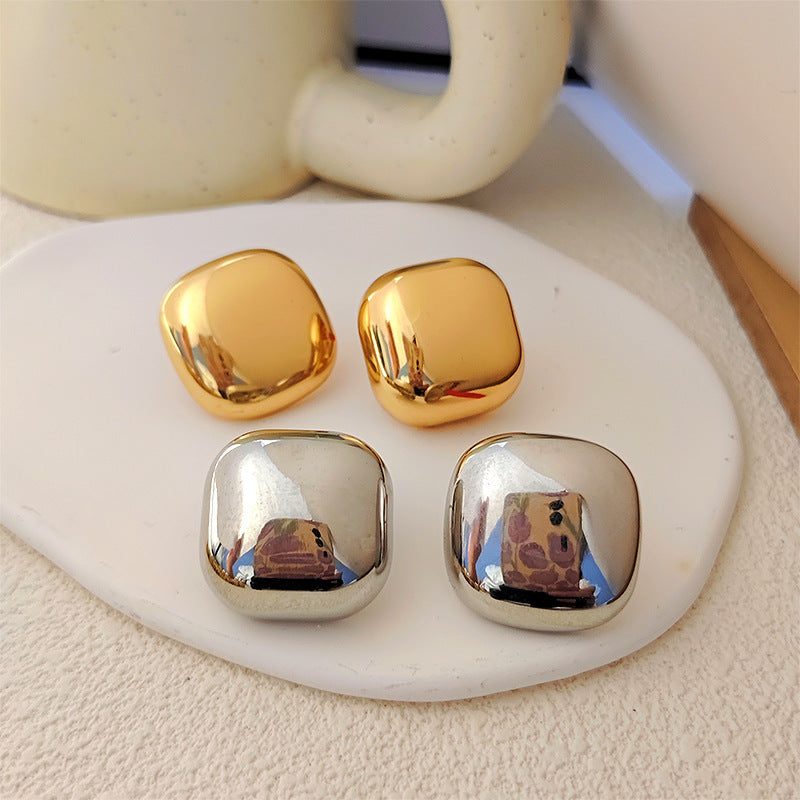 Women's Minimalist Smooth Square Earrings – Gifts for Her — 1