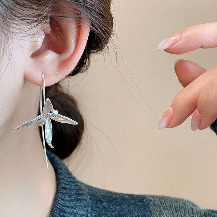 Retro Iris Tectorum Flowers Ear Hook – Unique Gift Ideas — 1