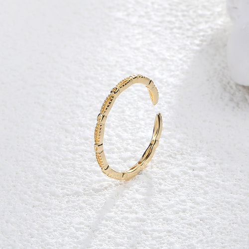 Adjustable hollow-out design ring – Gift Ideas — 1