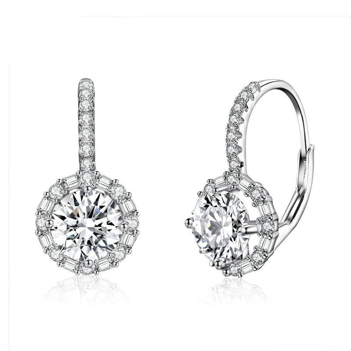 European And American Fashion Platinum-Plated Earrings – Stylish Gifts — 1
