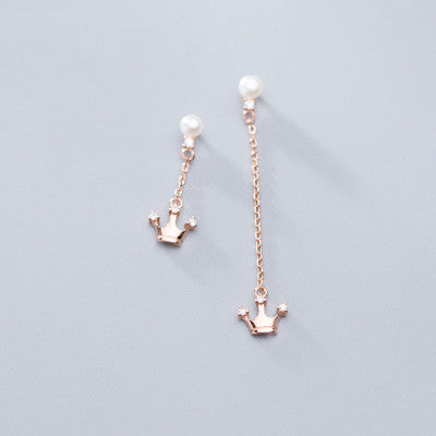 Crown-studded pearl asymmetrical earrings – Unique Gift Ideas — 1