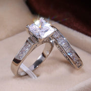 Fashion Temperament Couple Zircon Ring – Stylish Gifts — 4