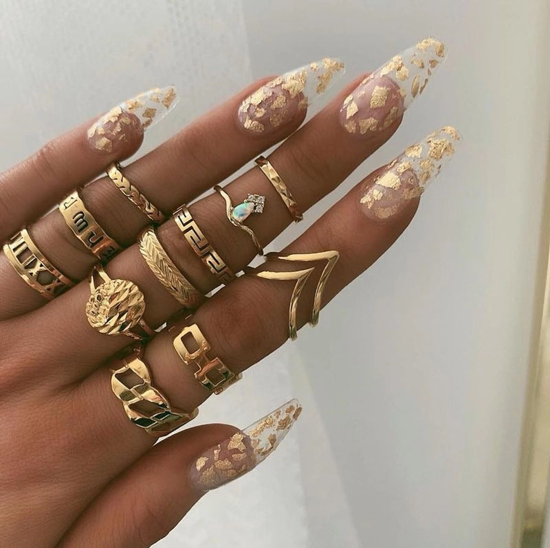 V-Shaped Geometric Diamond Alloy Ring Set – Birthday Gifts — 1