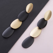 Women's Metal Oval Earrings European And American – Jewelry Gift Ideas — 1
