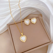 Light Luxury Fully Jeweled Loving Heart Mermaid – Jewelry Gift Ideas — 1