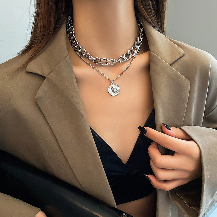 Creative And Simple Alloy Human Head Pendant – Jewelry Gift Ideas — 1