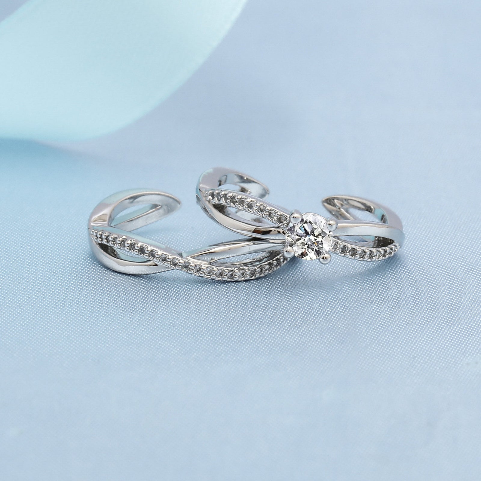 Starry Zircon Crown Couple Ring – Gifts for Couples — 1