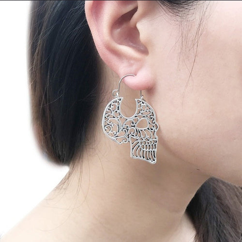 Creative Vintage Openwork Carved Skull Earrings – Surprise Gifts — 2