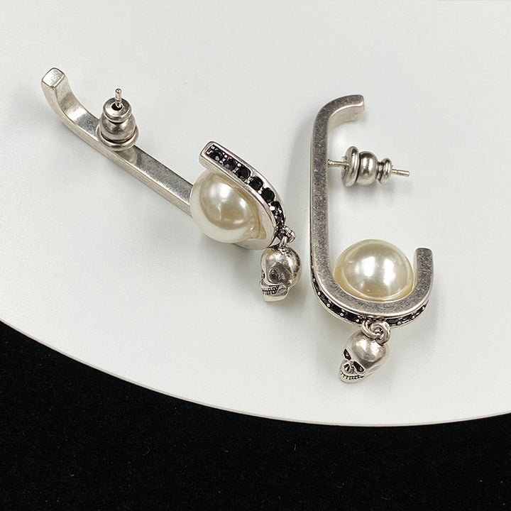Skull Head Women's Pearl Brass And Diamond Earrings – Gifts for Her — 1