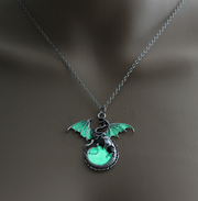 Glowing Vintage Flying Dragon Necklace – Jewelry Gift Ideas — 11