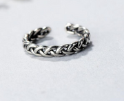 Vintage twist ring – Holiday Gift Ideas — 1