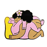 Fashion Minority Brooch Female Hug Badge – Stylish Gifts — 7