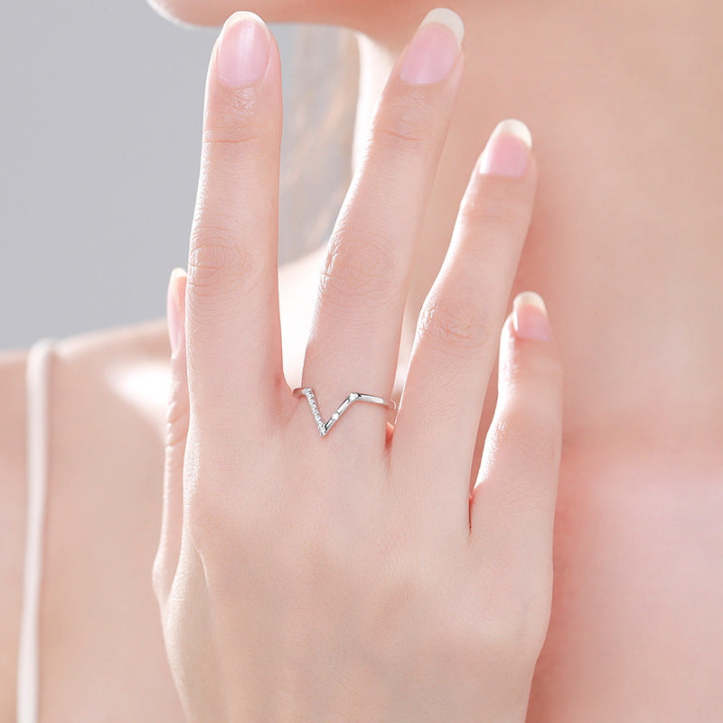 Women's Fashion V-shaped S925 Sterling Silver Ring – Stylish Gifts — 1