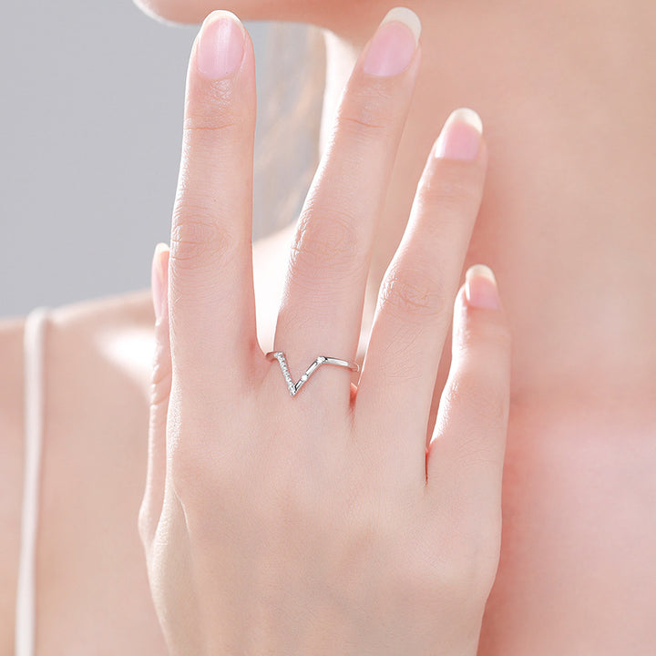 Women's Fashion V-shaped S925 Sterling Silver Ring – Stylish Gifts — 1