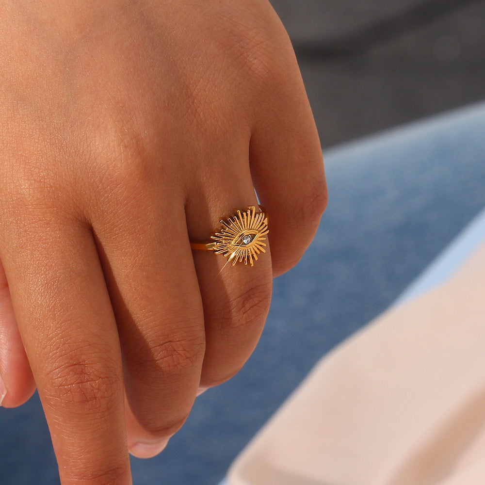 Solana Gold Ring – Surprise Gifts — 1