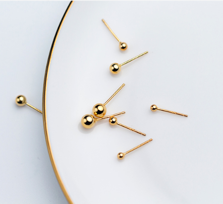 Simple and small golden beads earrings – Everyday Gifts — 1