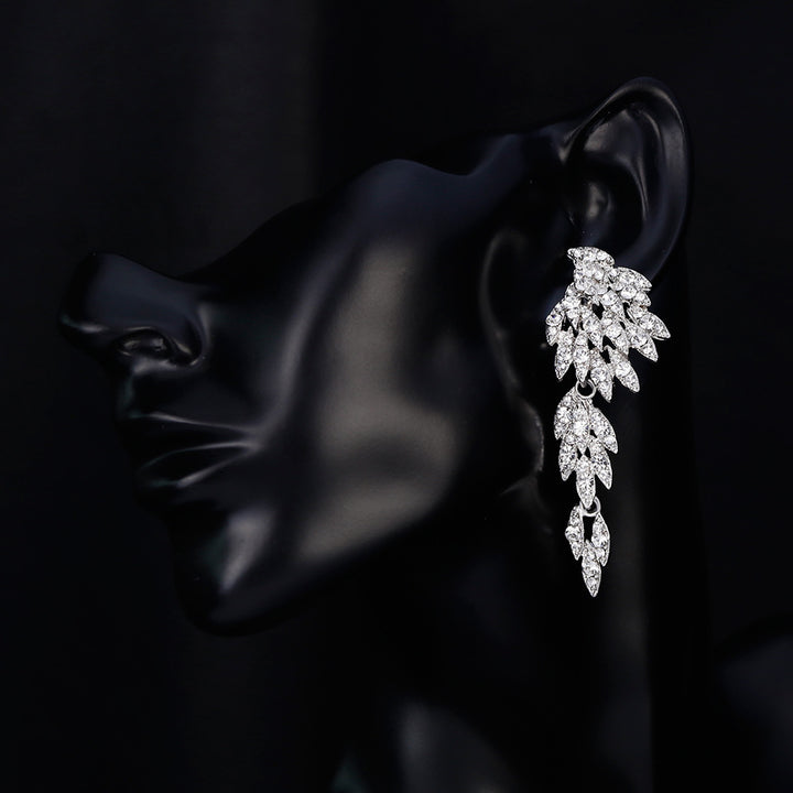 Exaggerated Fashion Tassel Long Alloy Diamond Earrings – Stylish Gifts — 1
