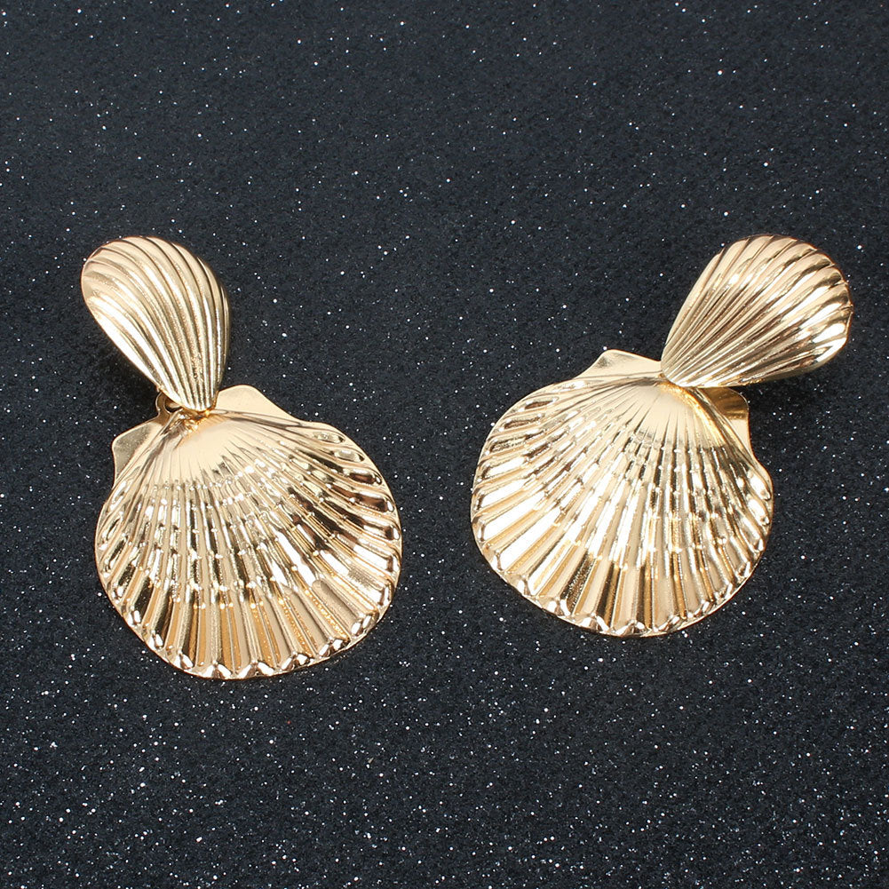 Scallop Boho Metal Shell Fashion Earrings – Stylish Gifts — 1