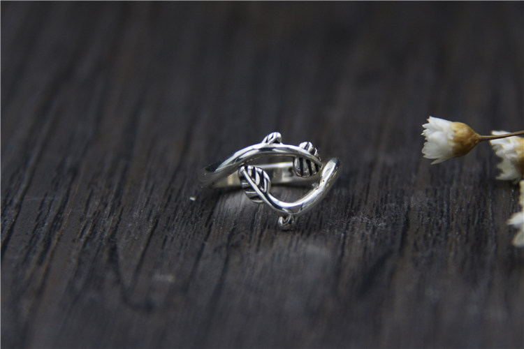 Sterling silver personality tree leaf female ring – Gifts for Her — 1
