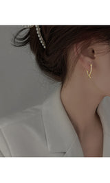 Neutral Earrings Are Designed For A Small Audience – Surprise Gifts — 6