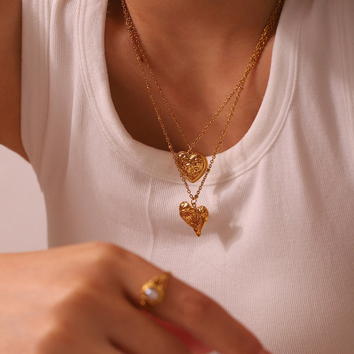 Irregular Peach Heart Pendant Necklace 18K Gold – Jewelry Gift Ideas — 1