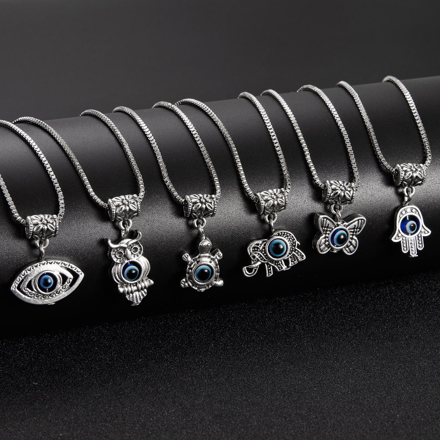 Openwork Blue Eyes Squint Animal Pendant Box – Jewelry Gift Ideas — 1