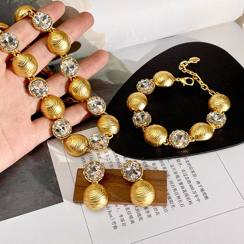 Women's Light Luxury Elegant Gold Necklace – Jewelry Gift Ideas — 1