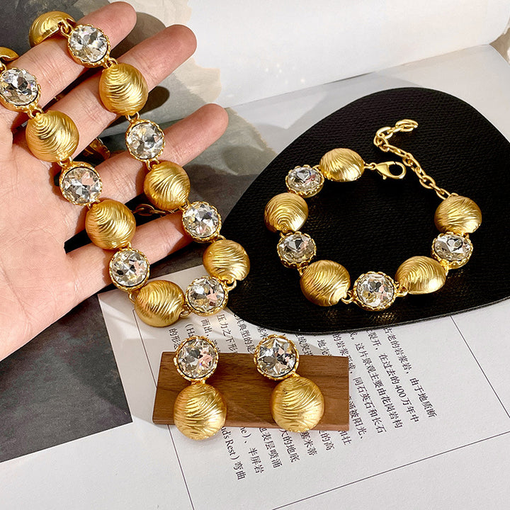 Women's Light Luxury Elegant Gold Necklace – Jewelry Gift Ideas — 1