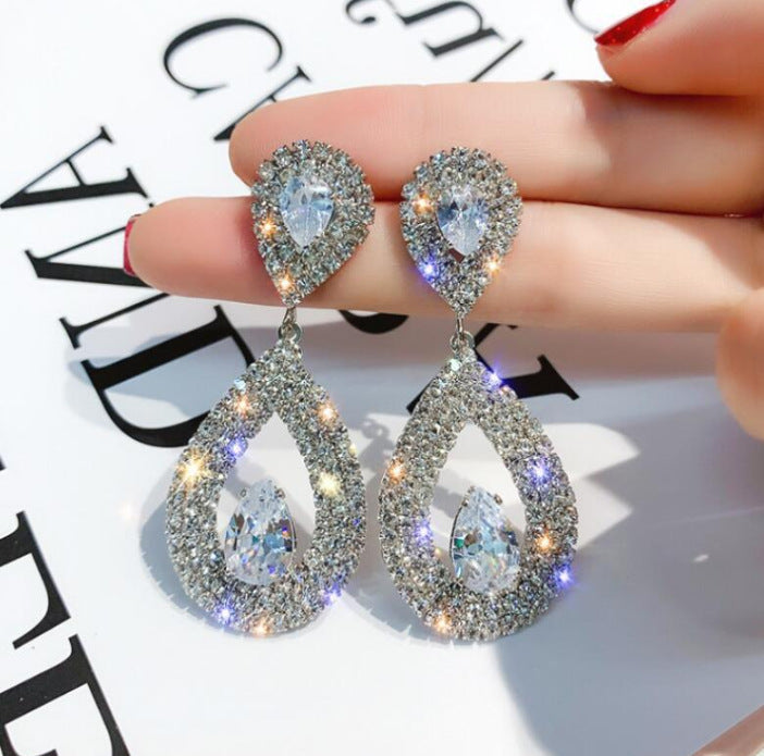 Women's Shiny Diamond-encrusted Drop Earrings – Gifts for Her — 1