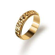 Gold Narrow Faced Reel Print Circular Texture Ring – Surprise Gifts — 7