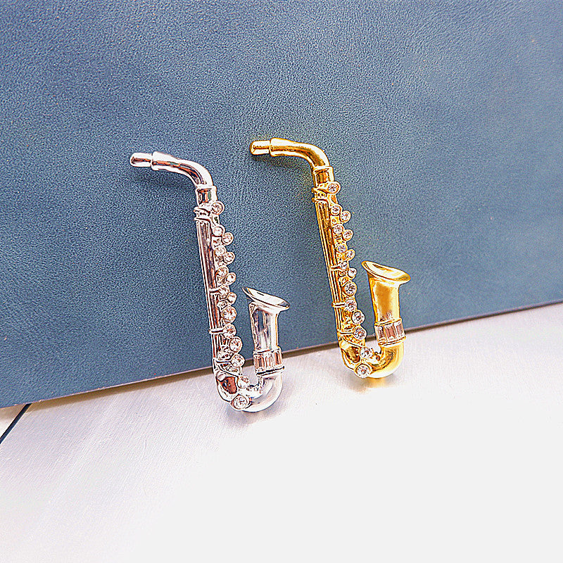 Musical Instrument Saxophone Temperament Brooch – Jewelry Gift Ideas — 1